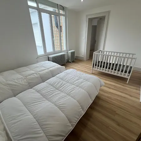 Dom wakacyjny Jolie Maison - 6Pers Avec Billard, Cour, Garage Et Borne De Recharge *
